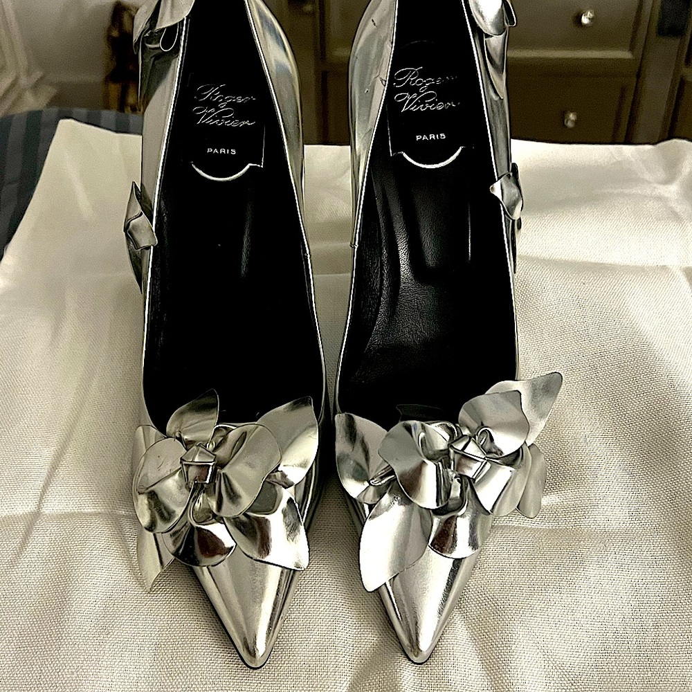 Roger Vivier Silver Floral Shoes NWOT slight dents from storage Retail $1495